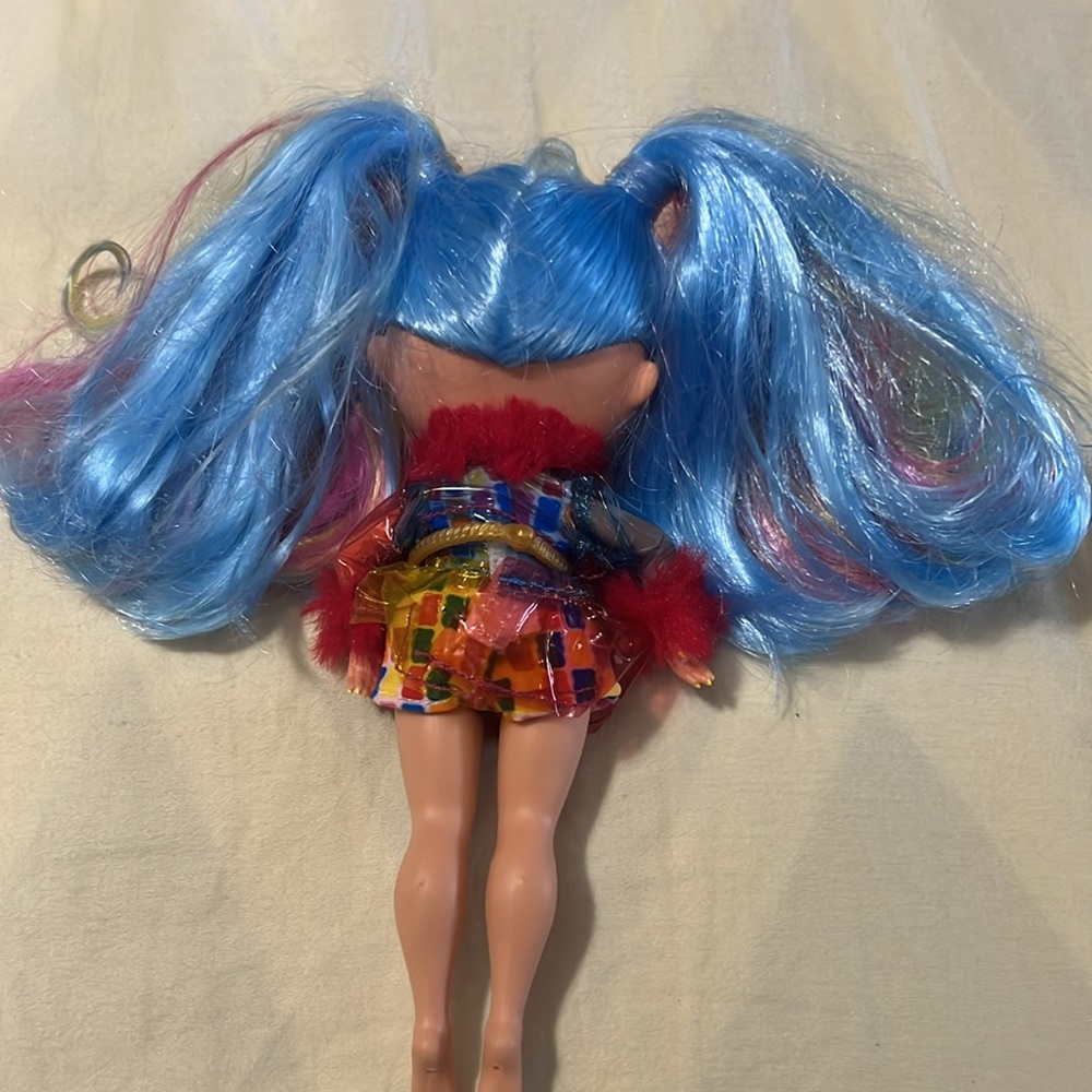LOL Surprise Fashion Doll - Picture 3 of 4